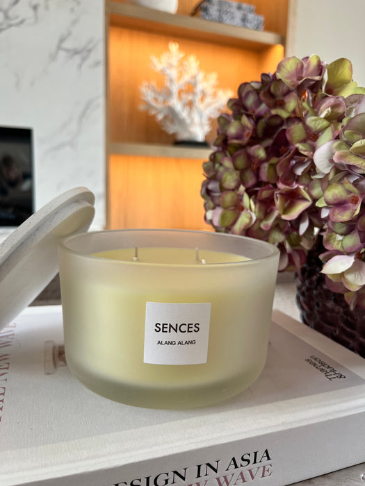 White Lidded Alang Alang Candle