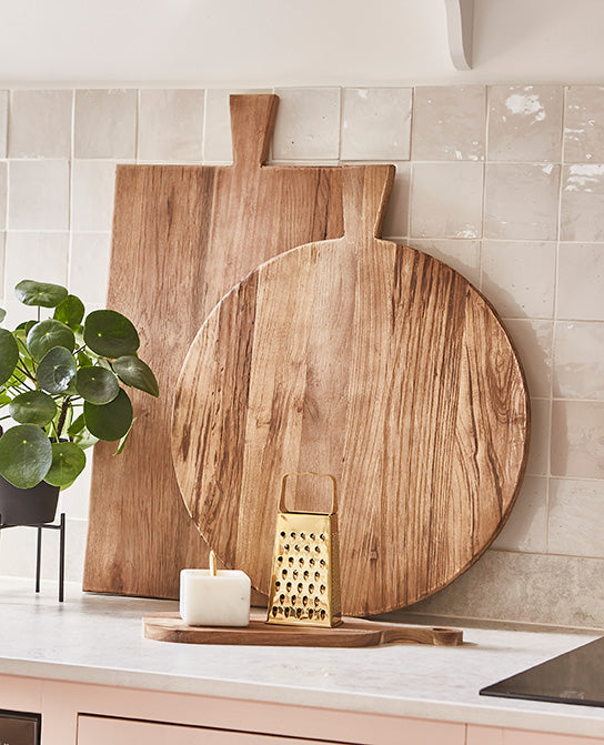 https://collectioneleven.com/cdn/shop/products/brown-elm-breadboard_collection-eleven_544x672.jpg?v=1665249874